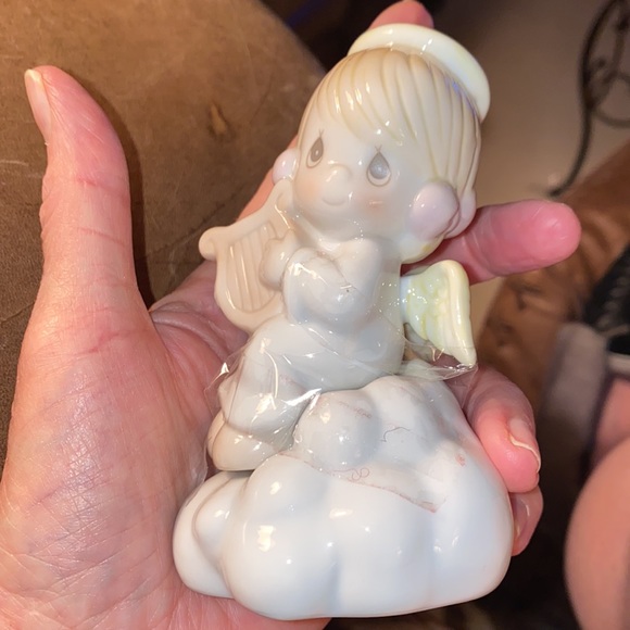1995 Girl Angel On Cloud Salt & Pepper Shakers Precious Moments - Picture 8 of 10